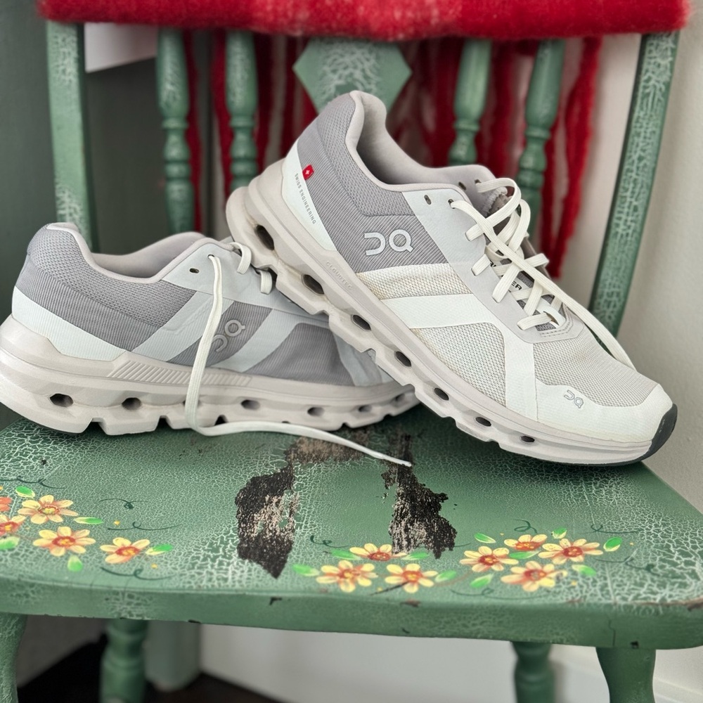Women’s size 8.5